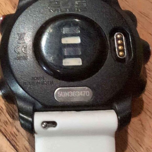 Garmin 245 Music GPS watch (EUC) - Picture 2 of 7